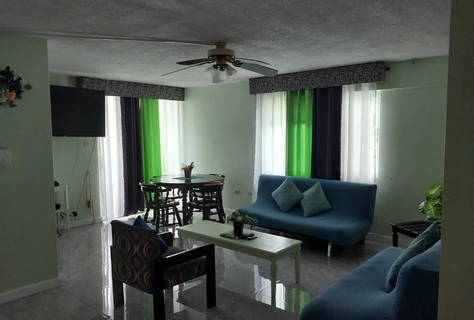 Апартаменты Beach-Side Condos At Turtle Beach Towers Очо-Риос Ямайка