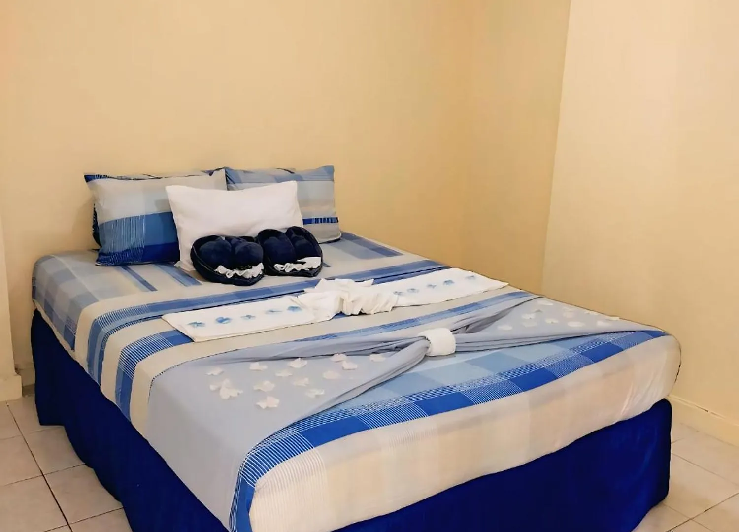 Beach-Side Condos At Turtle Beach Towers Ocho Rios Lejlighed